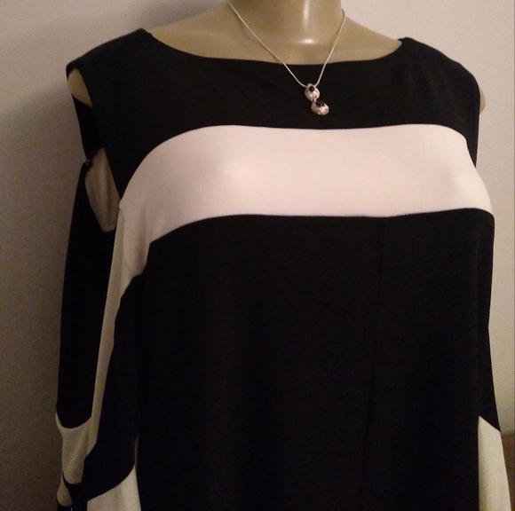 Nina Leonard open shoulder black & white dress with draped sleeves. Size:XL - Picture 3 of 10